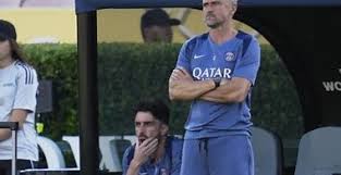 Gerard Garriga playing against Bayern